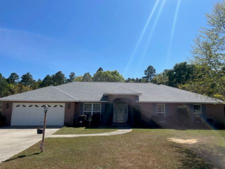 Roof Repair vs. Roof Replacement in Pensacola: A Homeowner’s Decision Guide